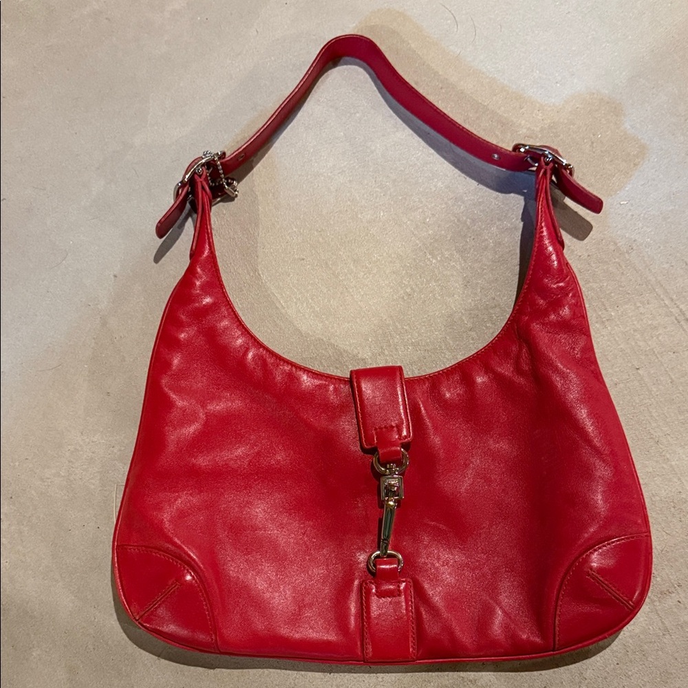 Coach vintage Red Leather Shoulder Bag